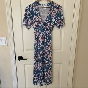 Matty M Blue Floral dress Tie back V neck wrap dress short size medium